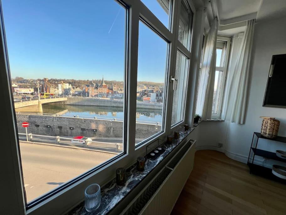 Bellevue - Grand Appartement Pour 5 Sur Les Quais De La Meuse Liège Exterior foto